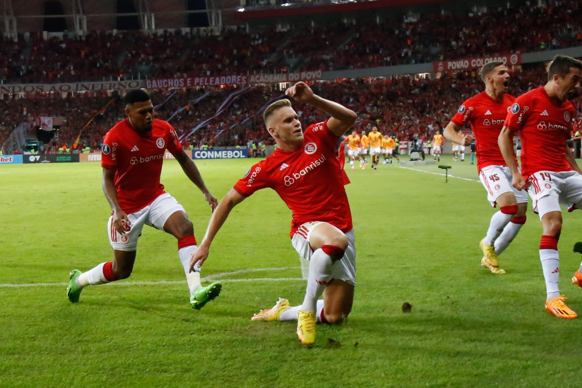 Internacional vence a primeira na Libertadores