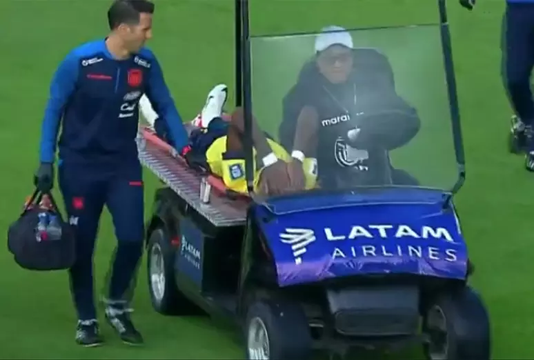 São Paulo aguarda resultado de exames de Arboleda após lesão em partida pela seleção equatoriana