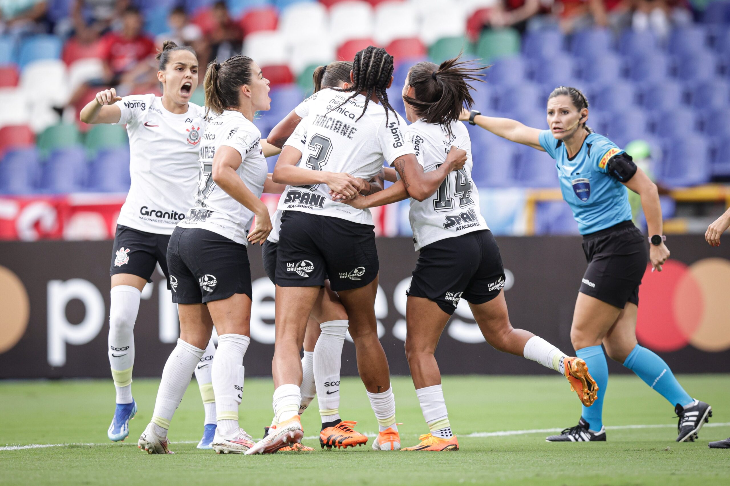 Libertadores FEM: Corinthians vence o América de Cali e está na semifinal