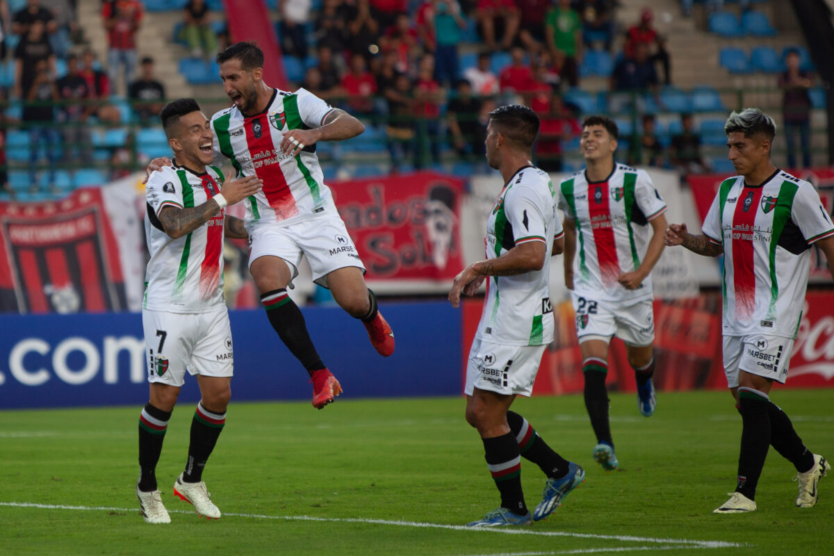 Palestino x NacionalPAR hoje (12/03/2024), onde assistir ao vivo e