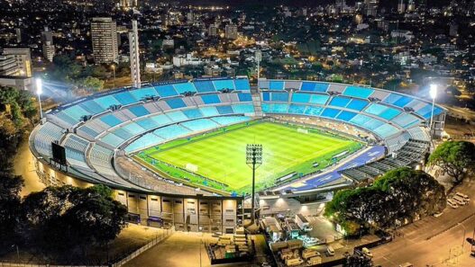 estadio centenario em montevideu