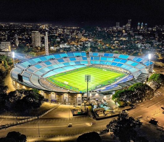 estadio centenario em montevideu