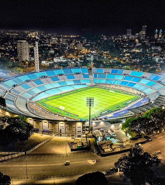 estadio centenario em montevideu