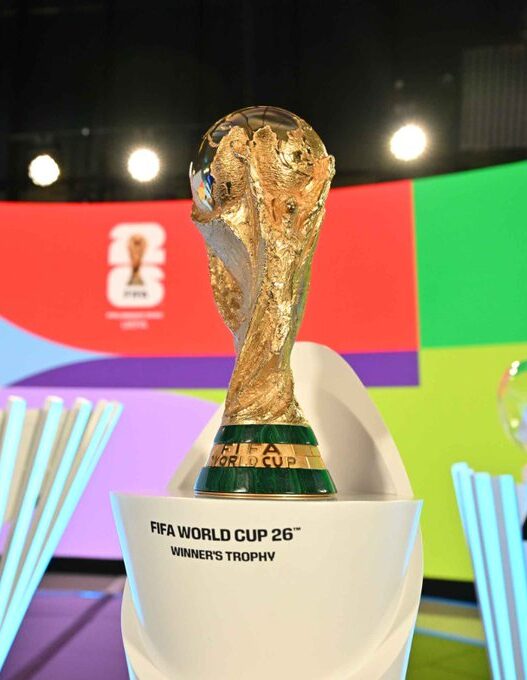 TRoféu da Copa Sorteio das Eliminatórias da Europa para a Copa do Mundo 2026