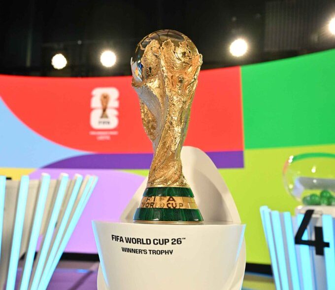 TRoféu da Copa Sorteio das Eliminatórias da Europa para a Copa do Mundo 2026