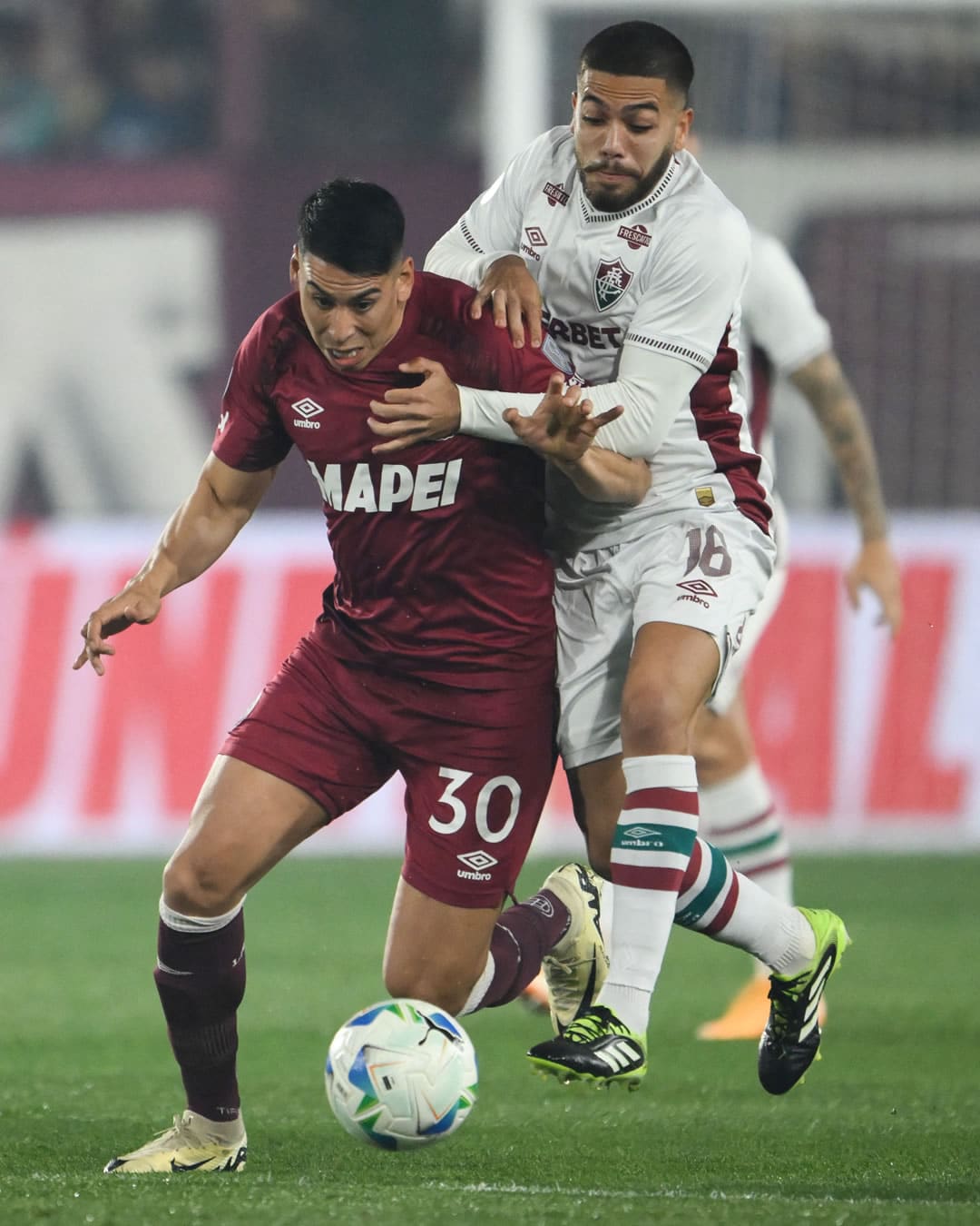 Fluminense perde para o Lanús por 1 a 0 na Argentina e se complica na Sul Americana (1)