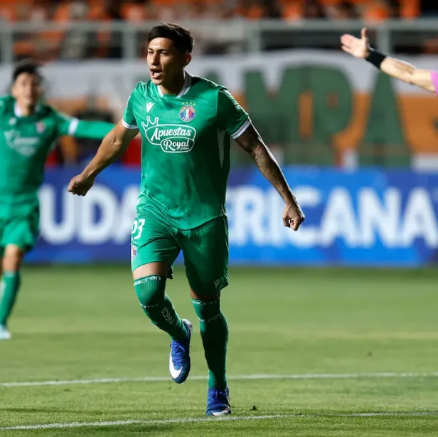 Jogador do Palestino comemora em noite de zebra no jogo Atlético Nacional x Millonarios Sul-Americana 2026 gols