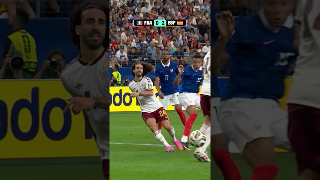 Placar Franca 0 x 2 Espanha - momento do jogo com o gol confirmado no placar